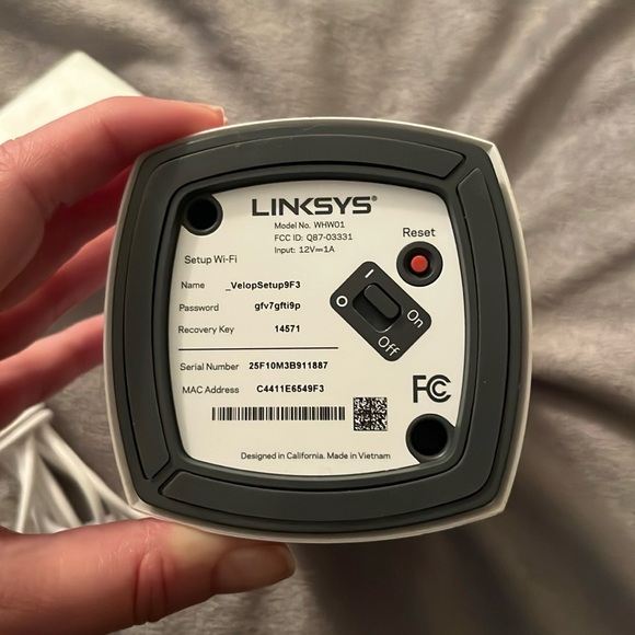 LINKSYS Velop Wireless Mesh Network - Picture 2 of 3